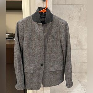 JCrew COLLECTION Sz 2 dark grey/burgundy plaid regent blazer. contrast collar